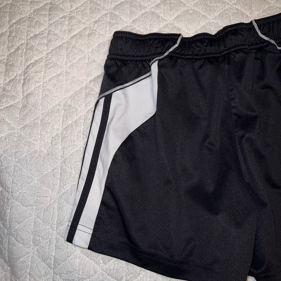 Adidas Athletic Running/Soccer Black and White Stripe Shorts Size Small 4 inch - Picture 4 of 8